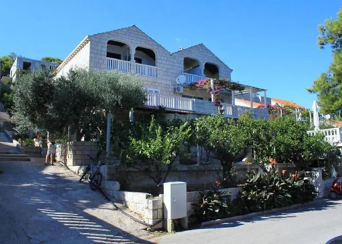 Apartments Rud - 15 M From Sea