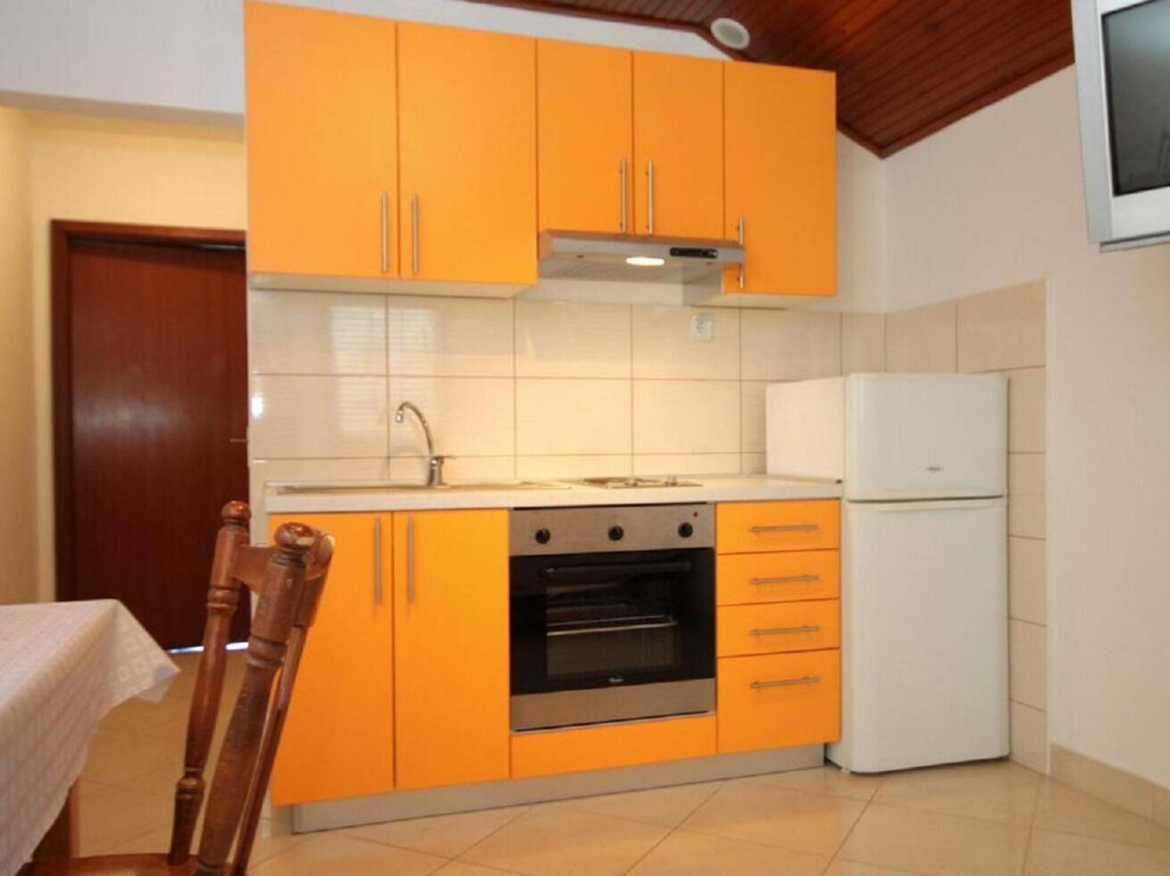 Rud - 15 M From Sea Apartment